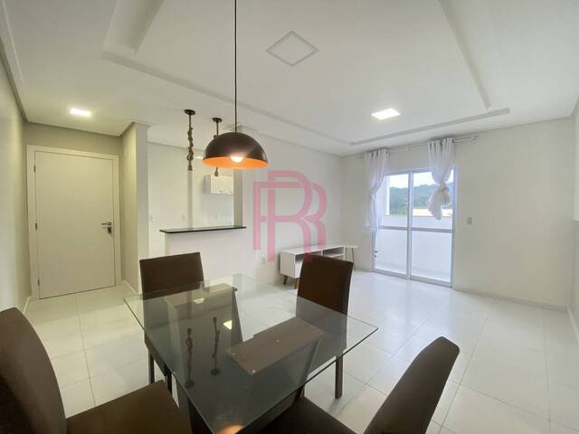#122 - Apartamento para Locação em Camboriú - SC - 2