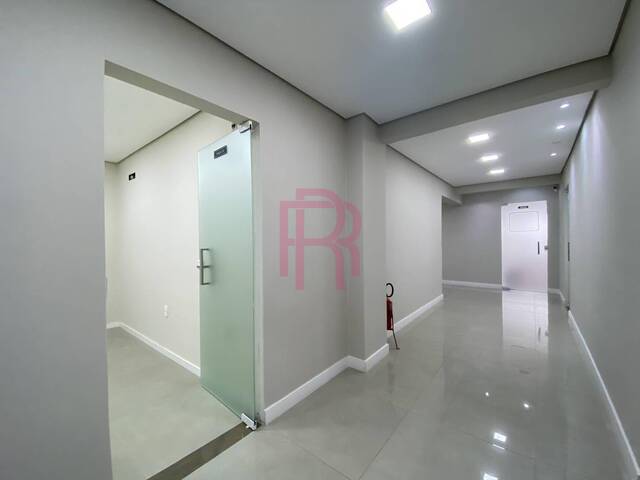 Sala para Locação em Balneário Camboriú - 4