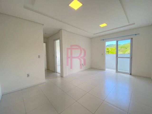 #187 - Apartamento para Locação em Camboriú - SC - 2