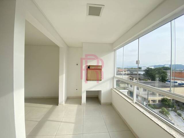 Apartamento para Locação em Balneário Camboriú - 2