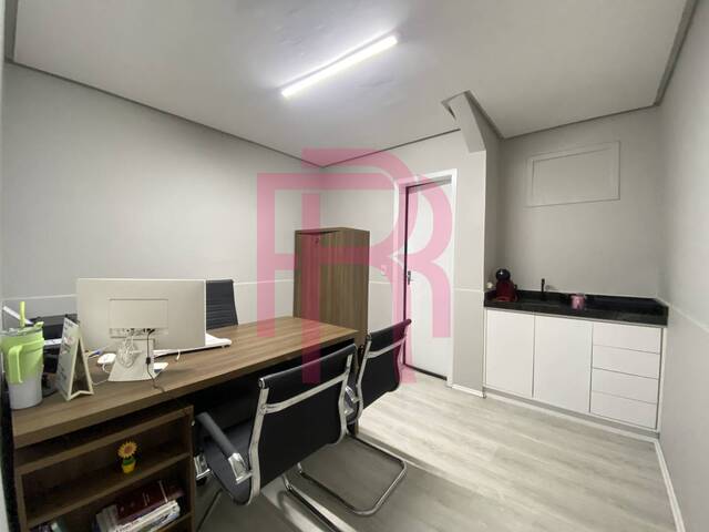 #304 - Sala para Locação em Balneário Camboriú - SC - 3