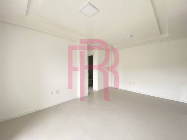 Apartamento para Locação em Camboriú - 4