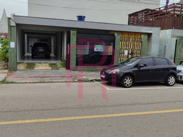 #335 - Casa para Locação em Balneário Camboriú - SC - 2