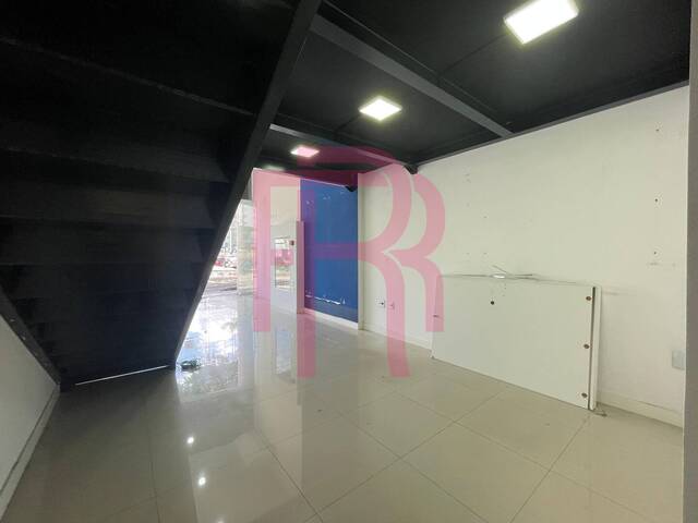 Sala para Locação em Balneário Camboriú - 4