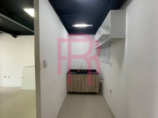 Sala para Locação em Balneário Camboriú - 5