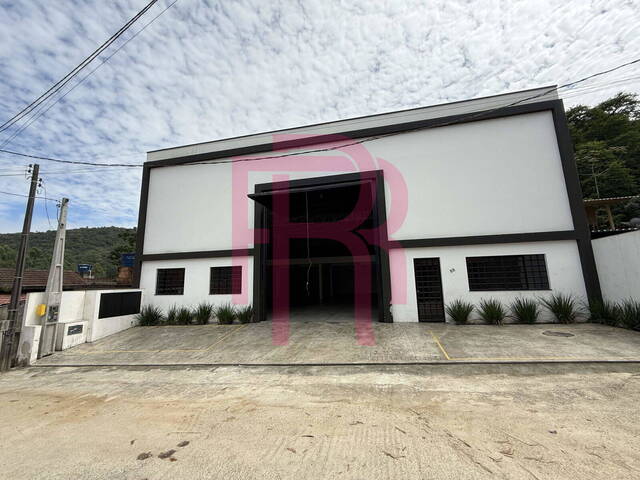 Locação em Rio Pequeno - Camboriú