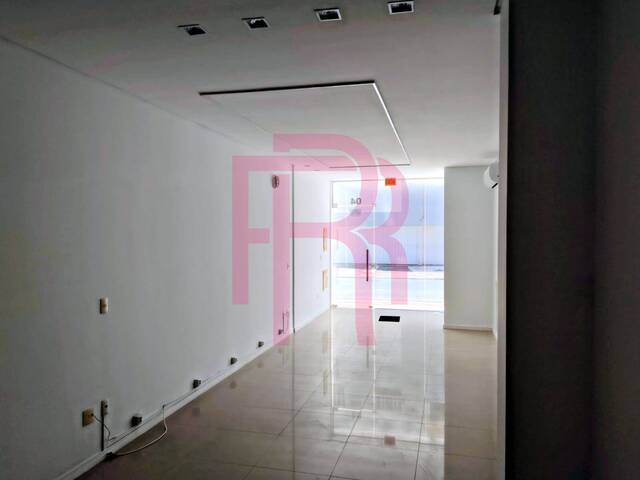 Sala para Locação em Balneário Camboriú - 4