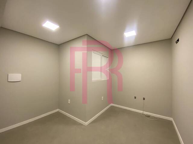 #163 - Sala para Locação em Balneário Camboriú - SC - 2