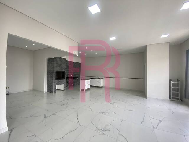 Apartamento para Locação em Balneário Camboriú - 2