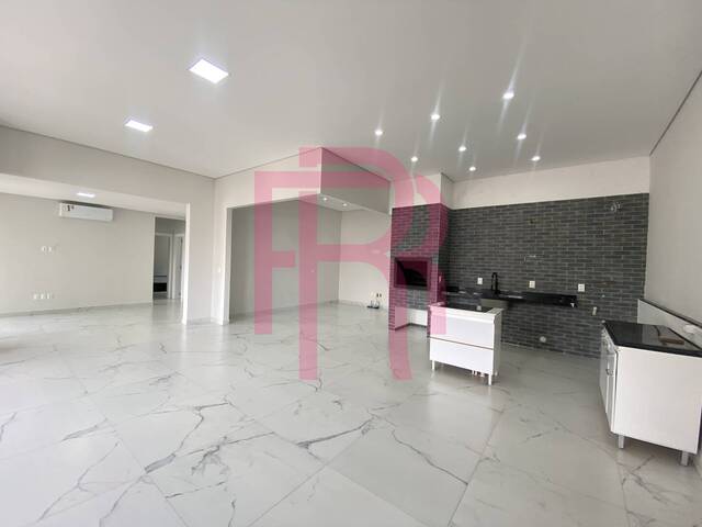 Locação em Nações - Balneário Camboriú