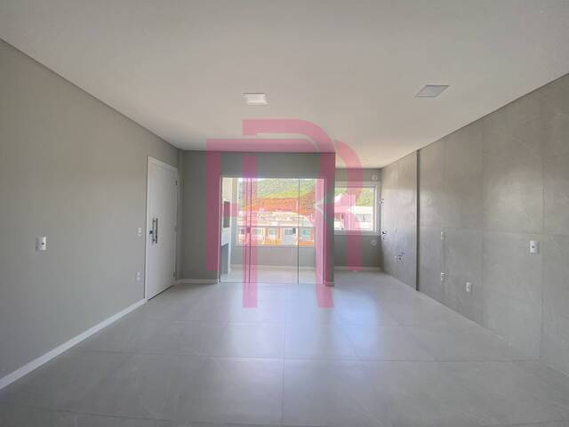 Apartamento para Venda em Camboriú - 3