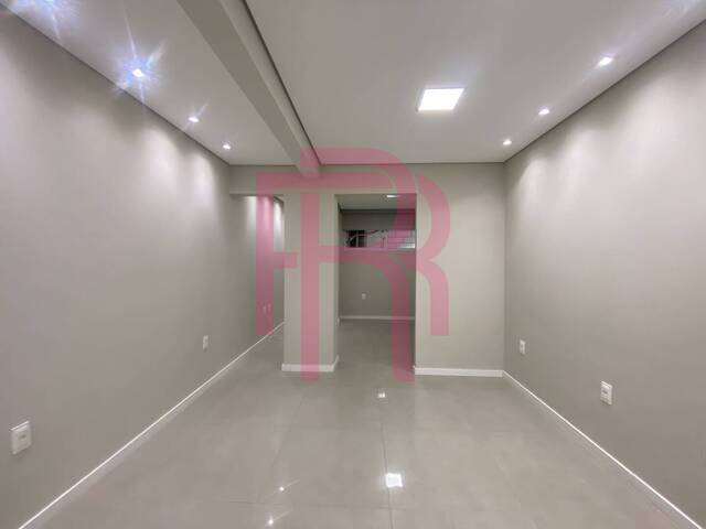 Sala para Locação em Balneário Camboriú - 3