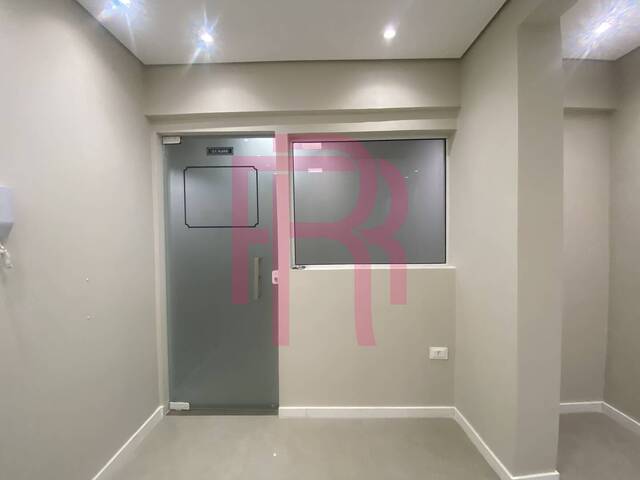 Sala para Locação em Balneário Camboriú - 2