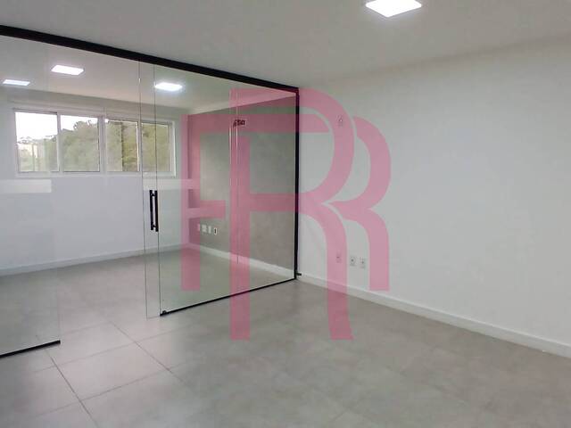 Sala para Locação em Balneário Camboriú - 4