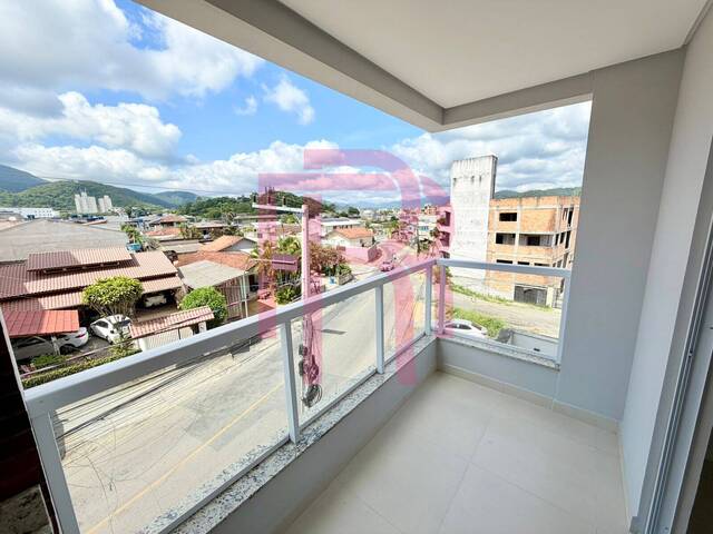 Apartamento para Venda em Camboriú - 4